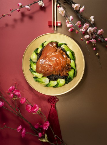 Man Ho CNY Dish - Braised Pig Trotter with Black Moss
