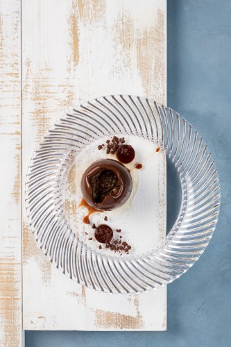Chocolate from Valrhona, 5curated textures finished with Japanese whiskey