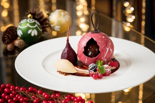 Banyan Tree Macau - Belon - Christmas Dinner Set Menu - Dark Chocolate with Red Wine Poached Pear_1 (1)