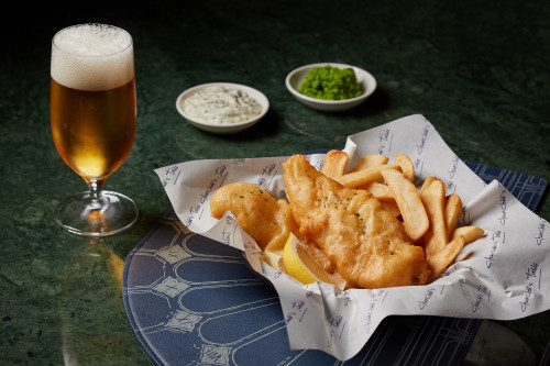 LM Churchill's Table - Fish and chips 炸魚配薯條
