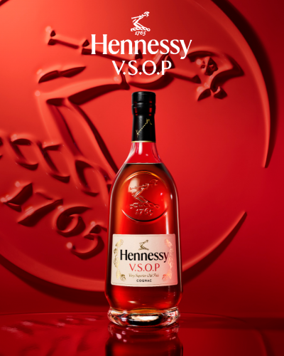Hennessy V.S.O.P bottle