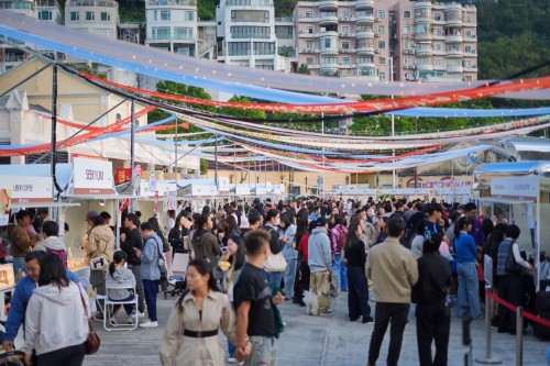 6A593AA6-03A7-47DE-84A4-B1DB267FA6C7