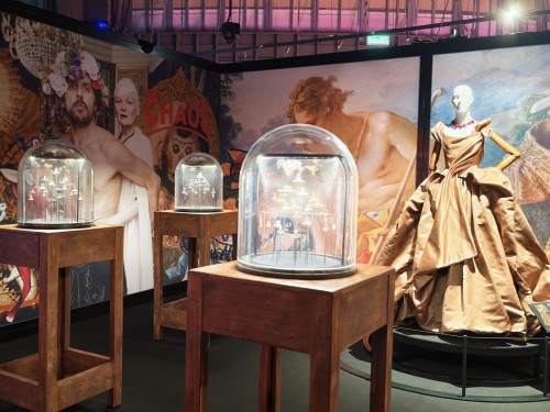 「星球標誌（Orb）」展室展出近100款融入不同文化元素的星球標誌